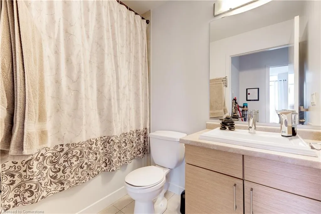 551 Maple Avenue, #602