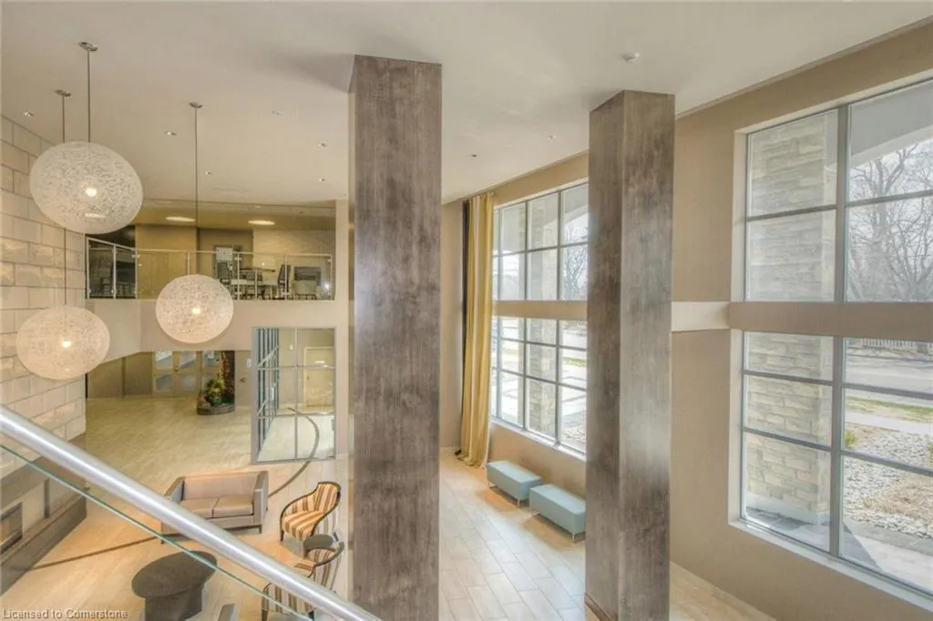 551 Maple Avenue, #602