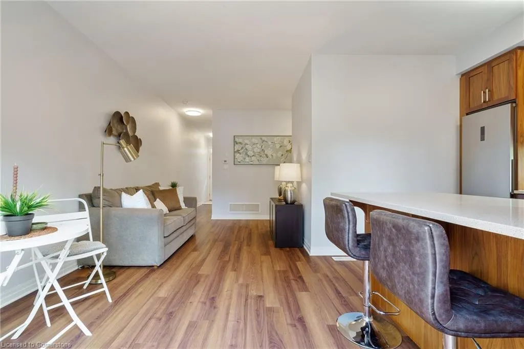 70 Plains Road Road W, #29