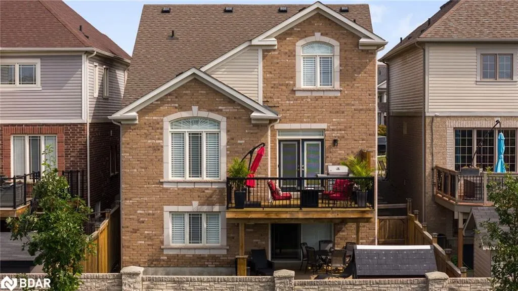76 Cauthers Crescent Crescent