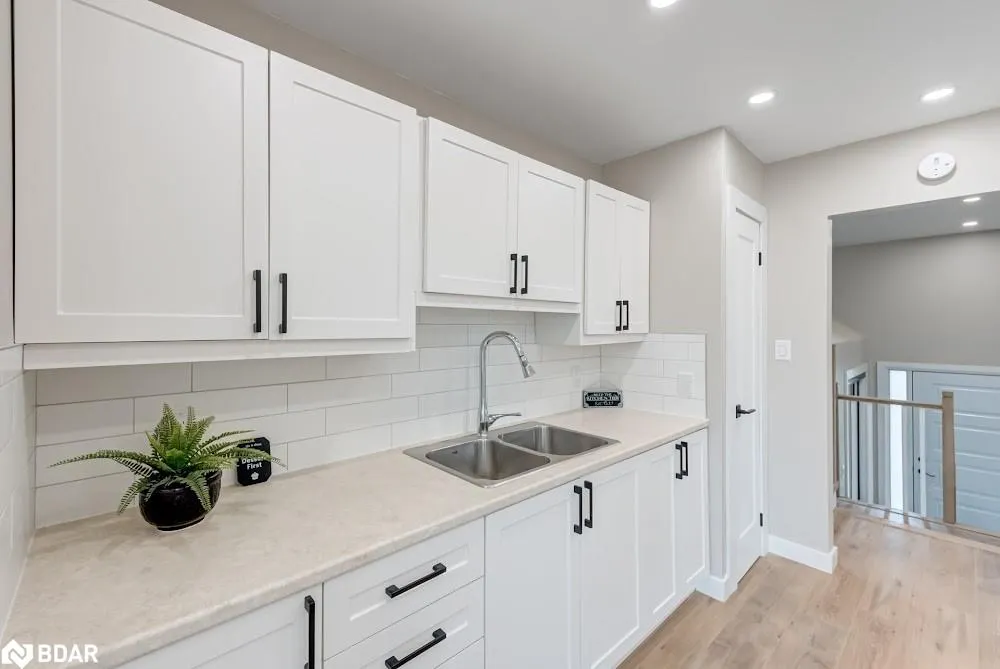 2252 Richard Street
