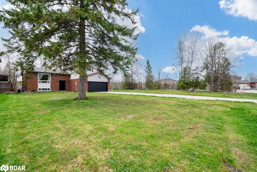 2252 Richard Street