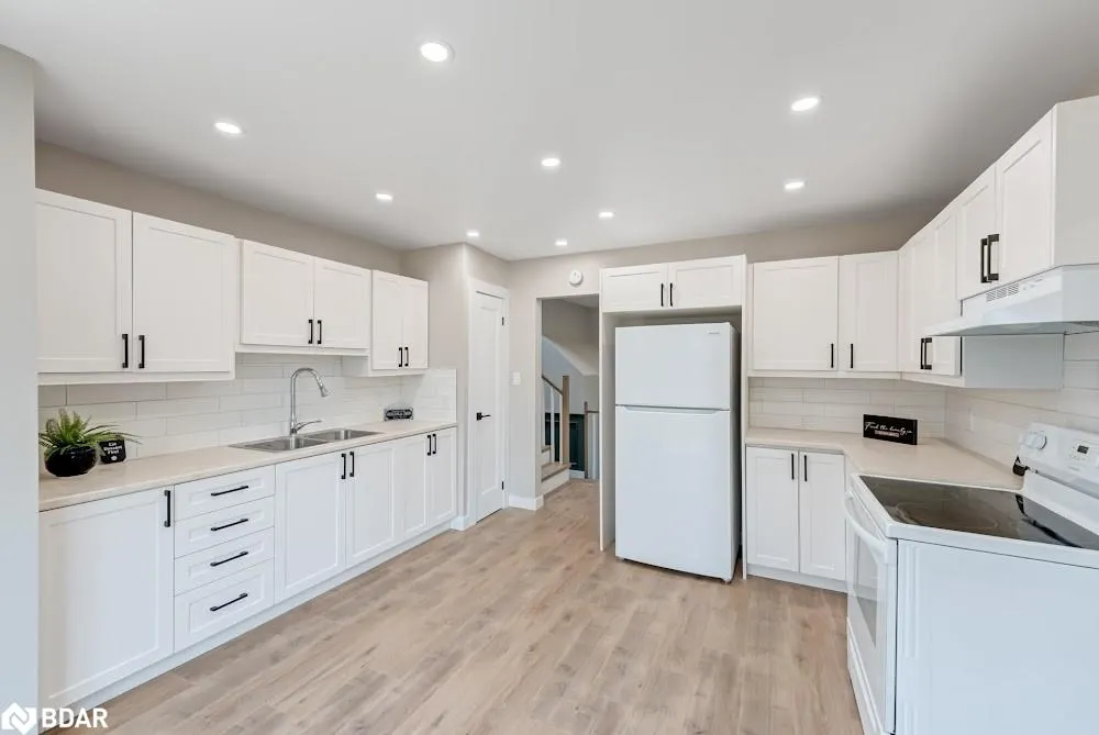 2252 Richard Street