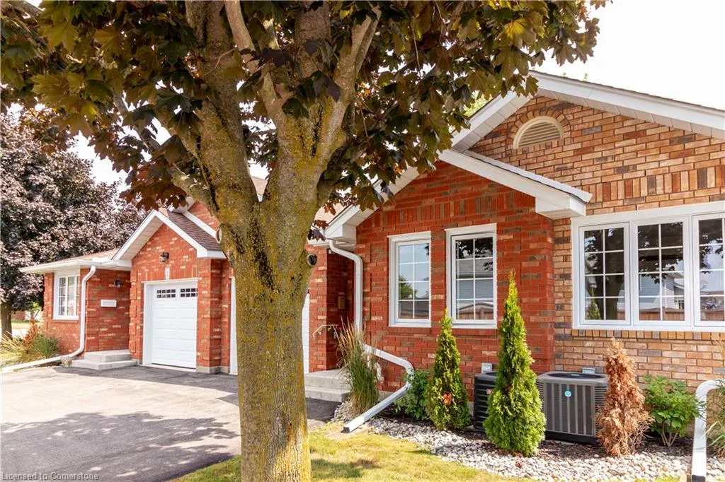 60 Whitlaw Way, #2