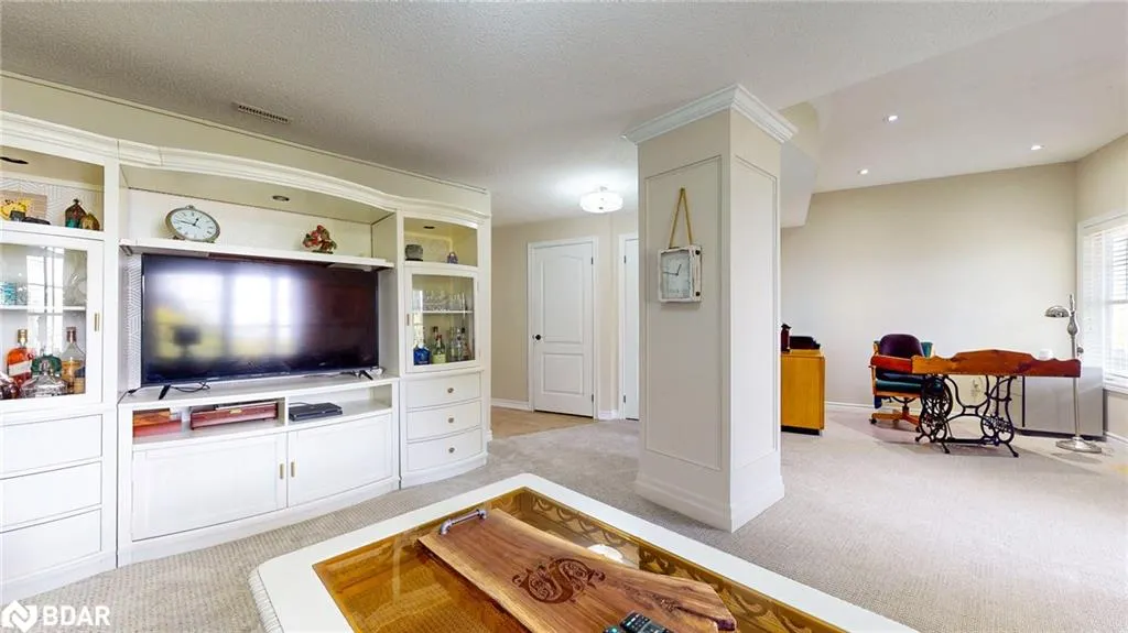 10 Boardwalk Avenue