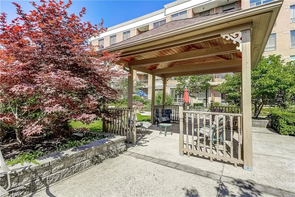 100 Burloak Drive, #1416