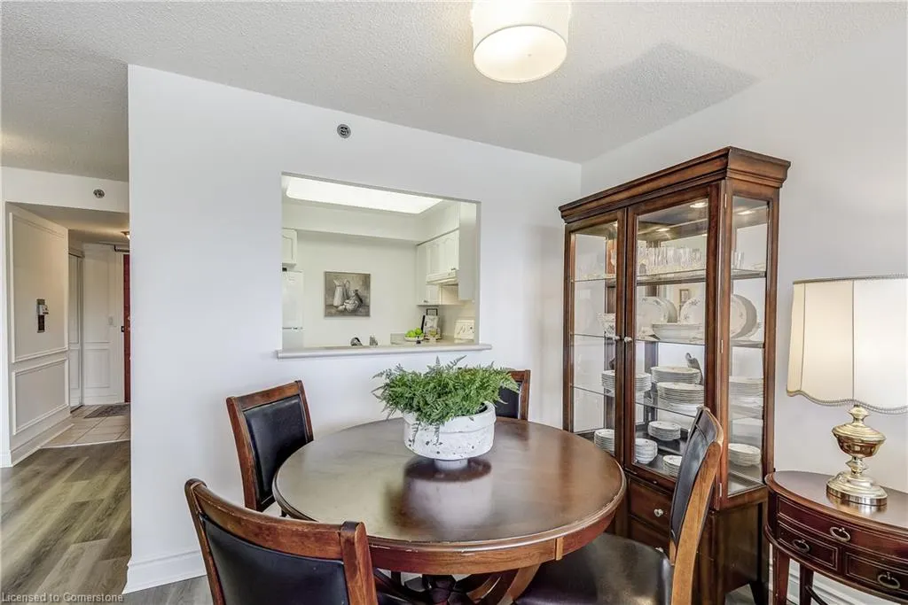 100 Burloak Drive, #1416