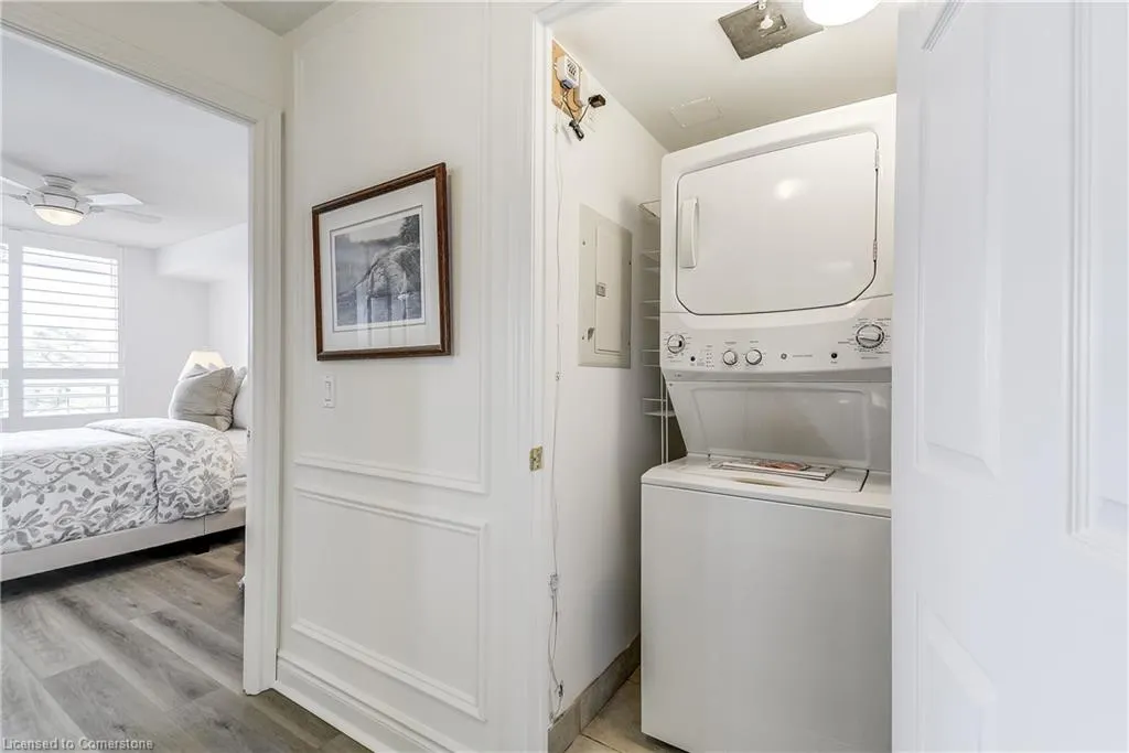 100 Burloak Drive, #1416