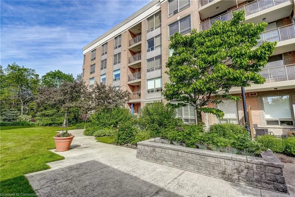 100 Burloak Drive, #1416