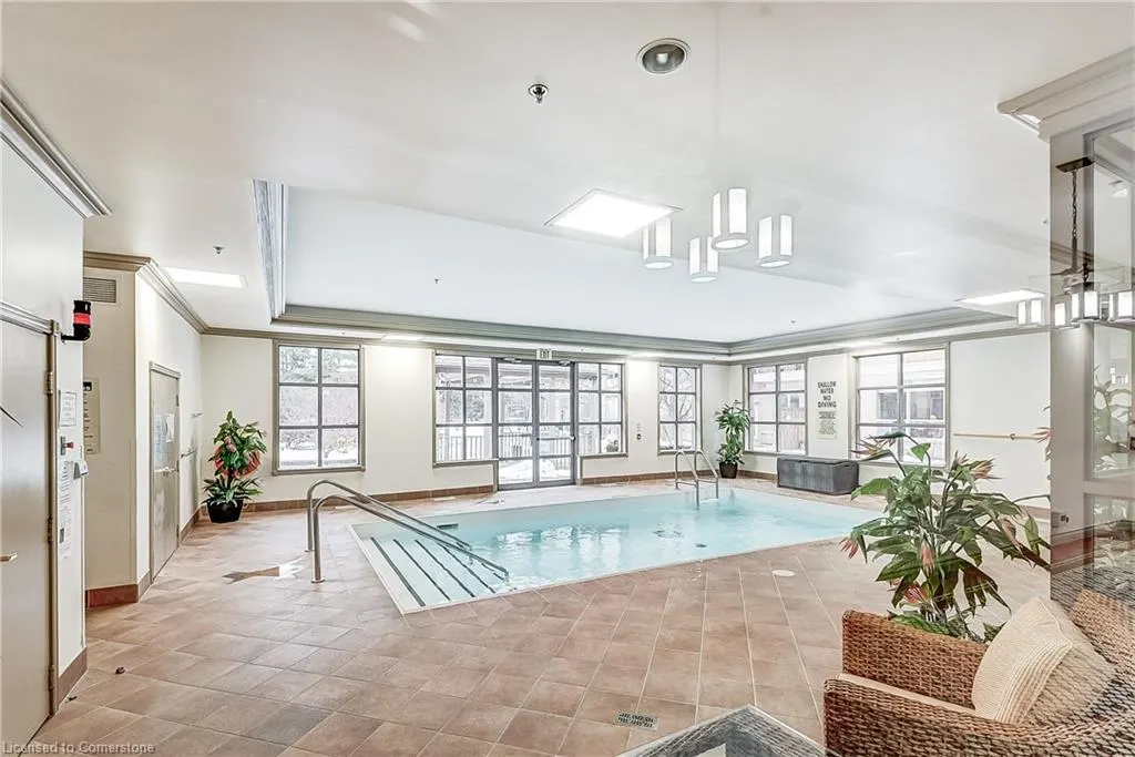 100 Burloak Drive, #1416