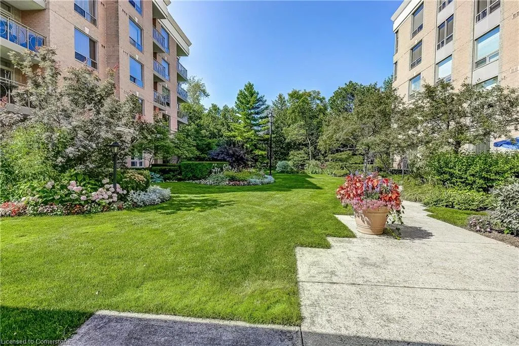 100 Burloak Drive, #1416