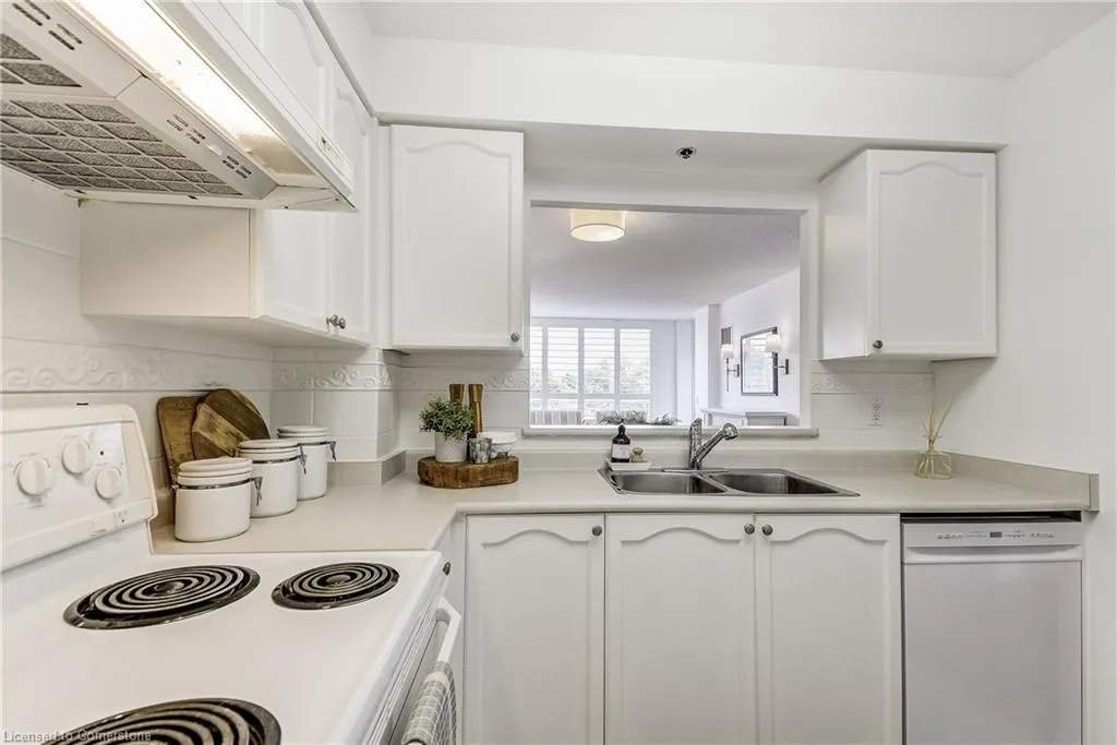 100 Burloak Drive, #1416