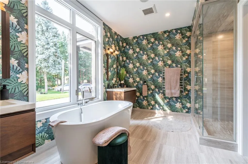 5500 Steeles Avenue W