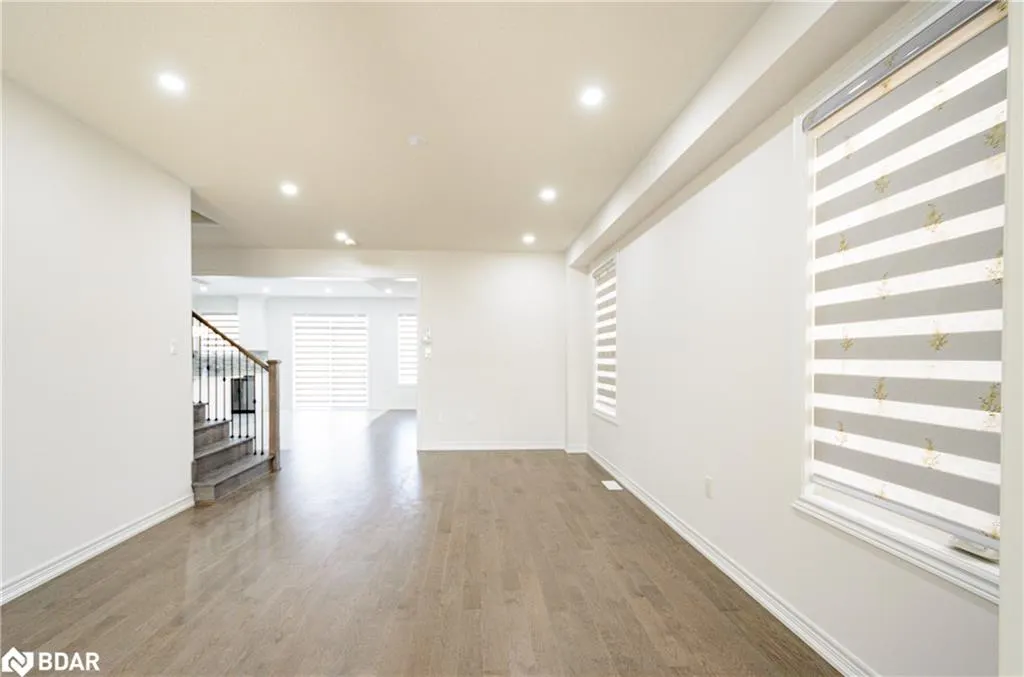 37 Baycroft Boulevard