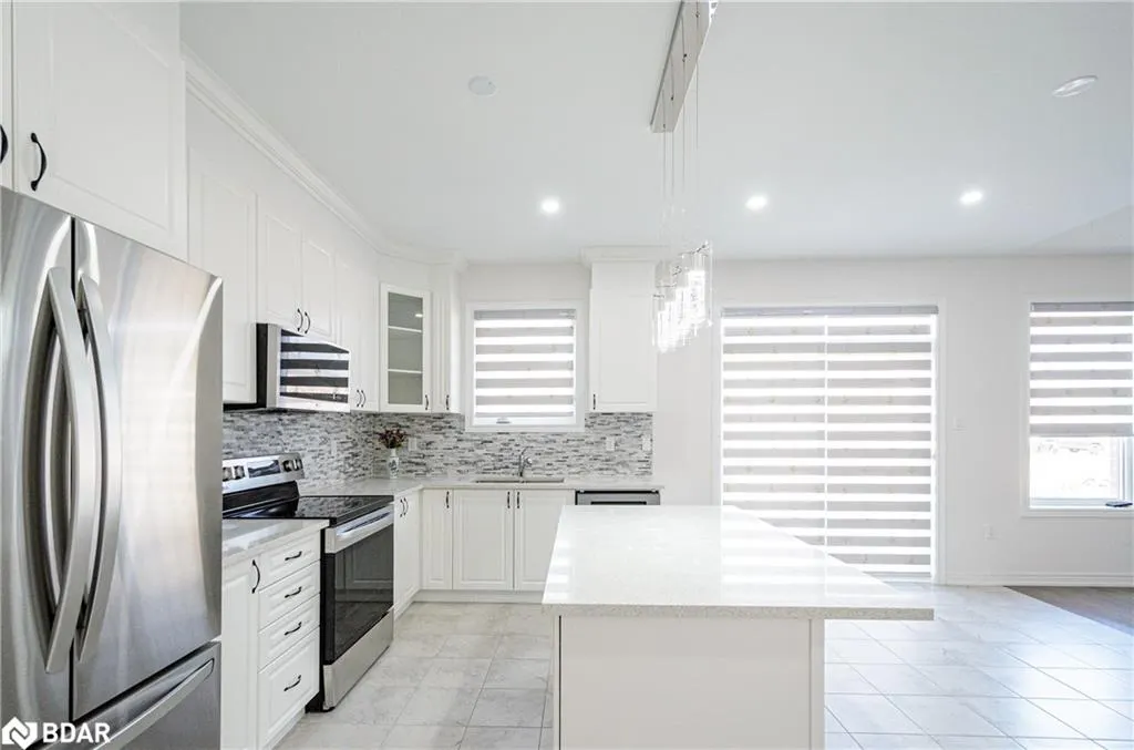 37 Baycroft Boulevard