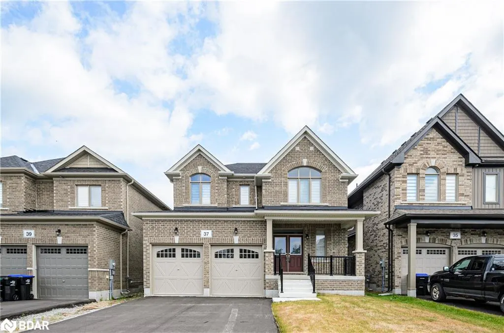 37 Baycroft Boulevard