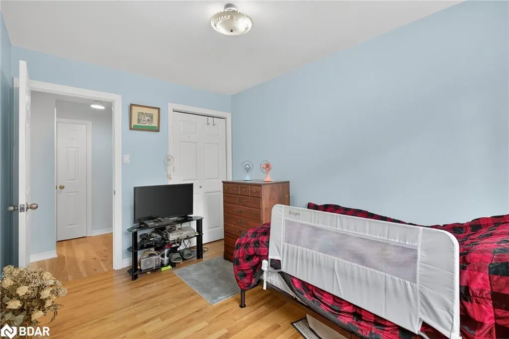 17 St Vincent Street, #9