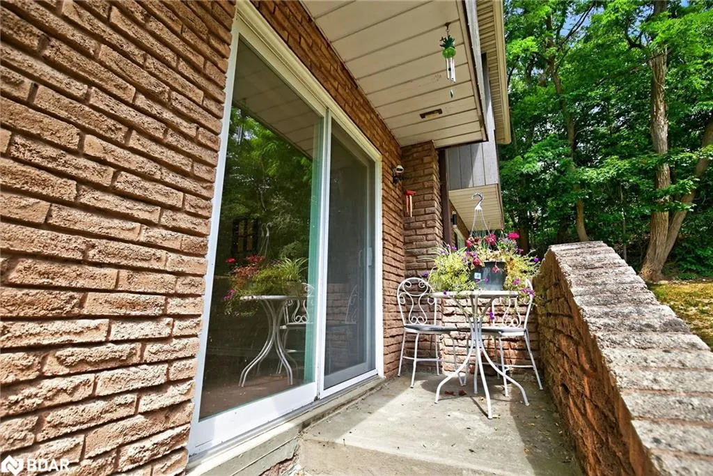 17 St Vincent Street, #9