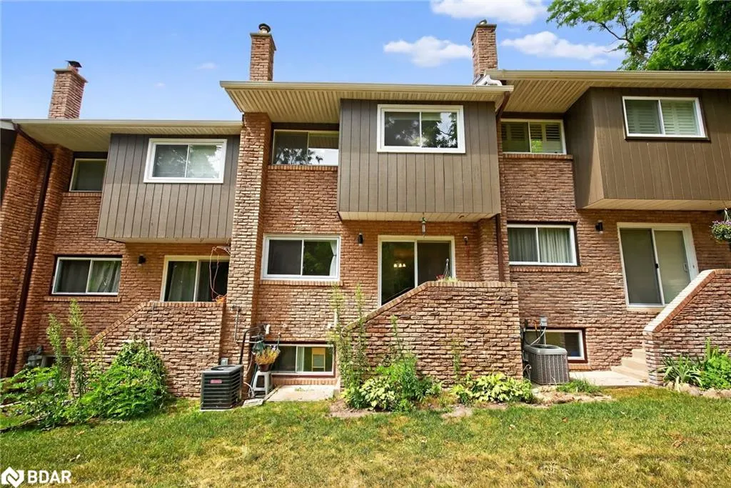 17 St Vincent Street, #9