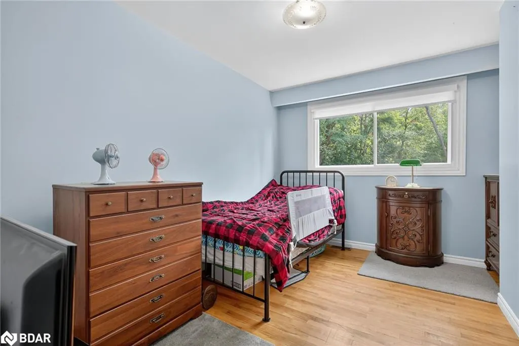 17 St Vincent Street, #9