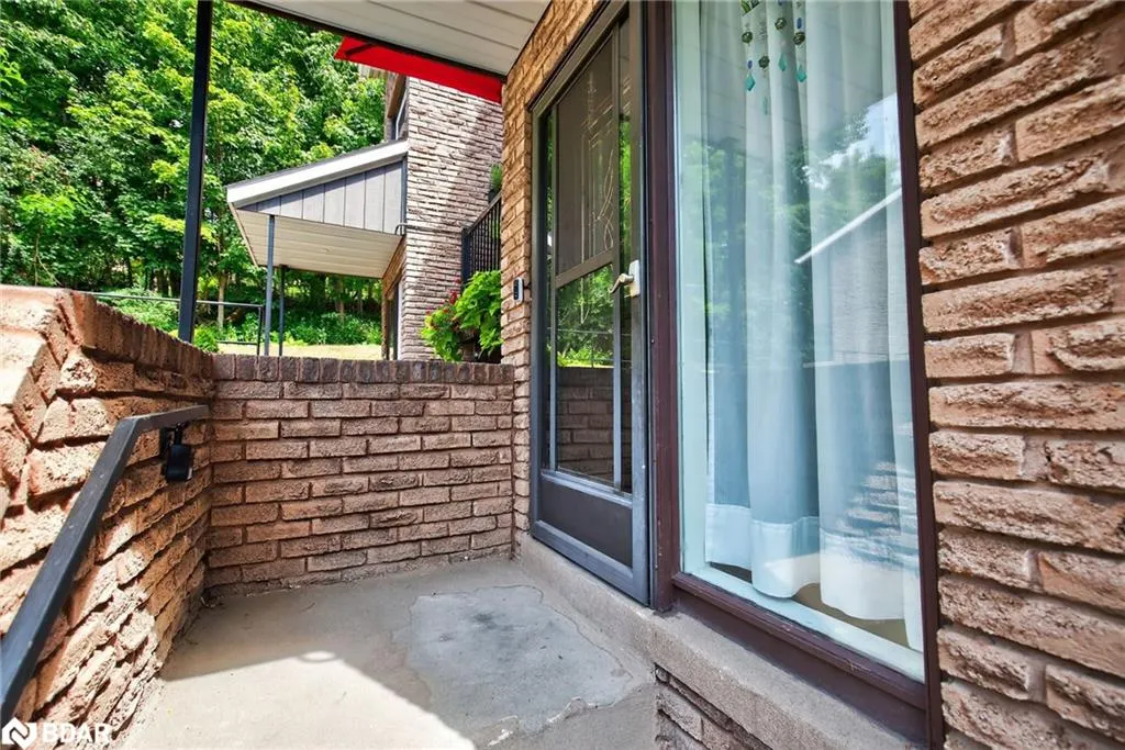 17 St Vincent Street, #9