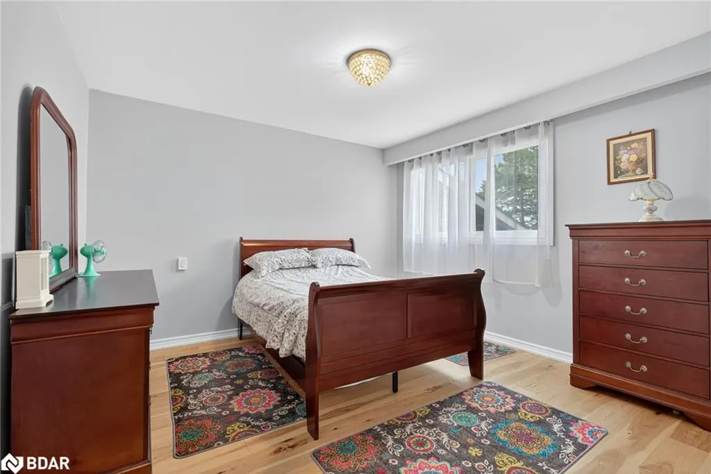 17 St Vincent Street, #9