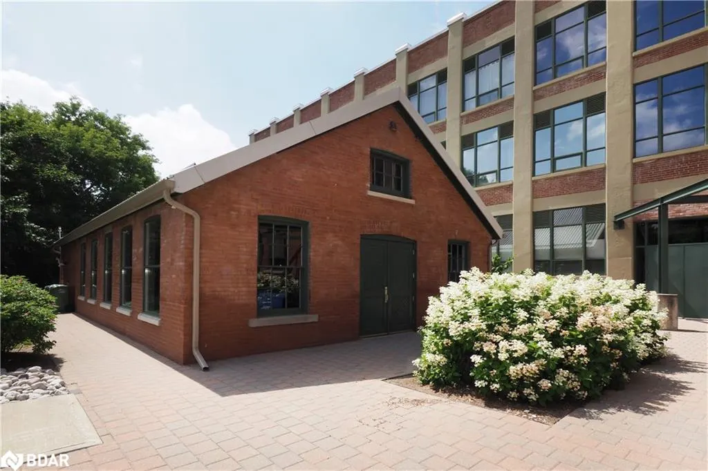 26 Ontario Street, #121
