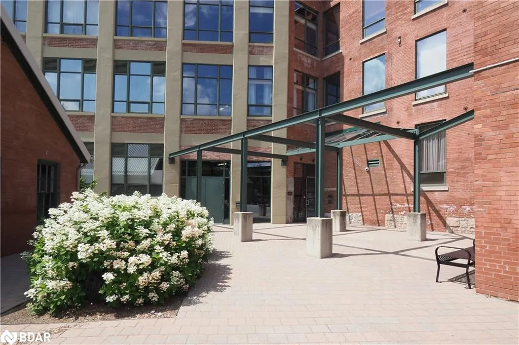 26 Ontario Street, #121