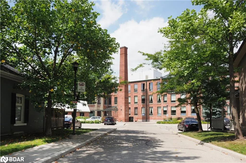 26 Ontario Street, #121