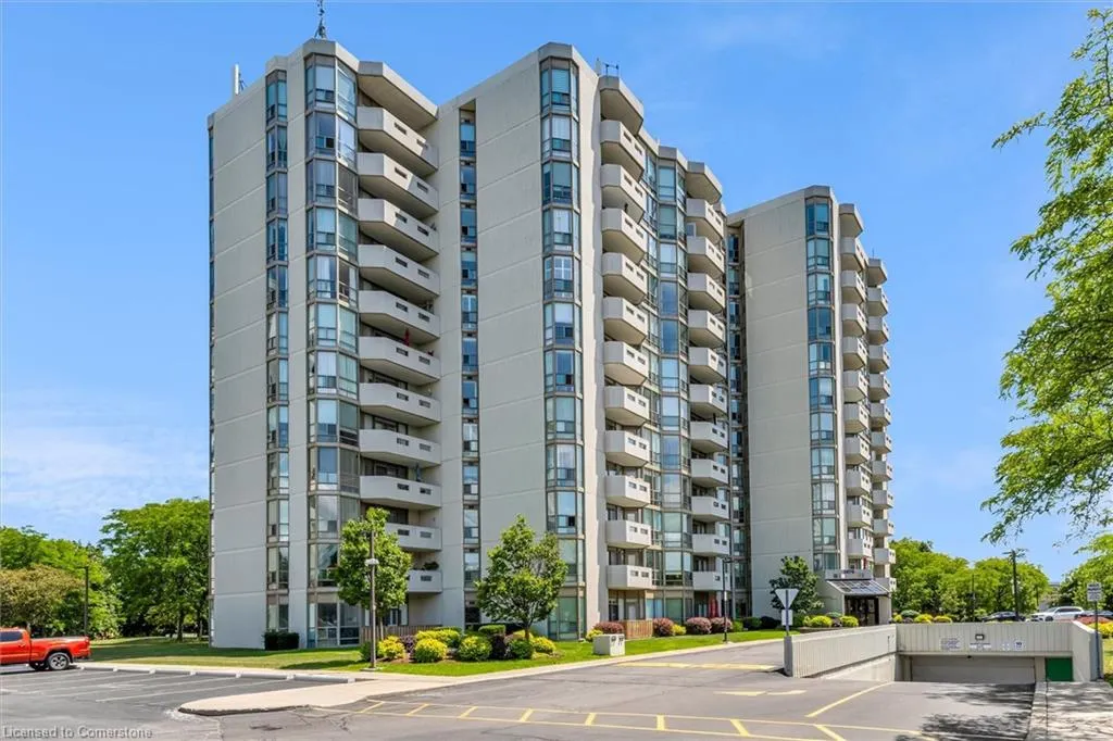 5070 Pinedale Avenue, #207