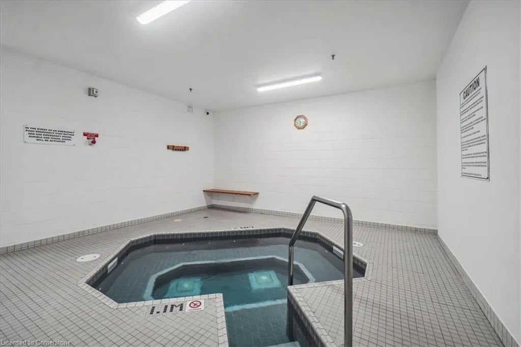 5070 Pinedale Avenue, #207