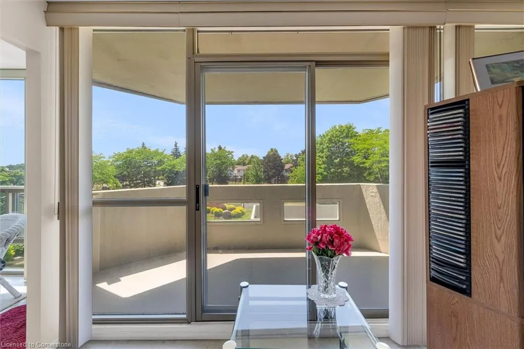 5070 Pinedale Avenue, #207