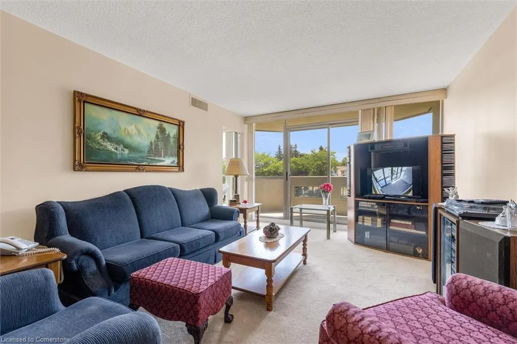 5070 Pinedale Avenue, #207