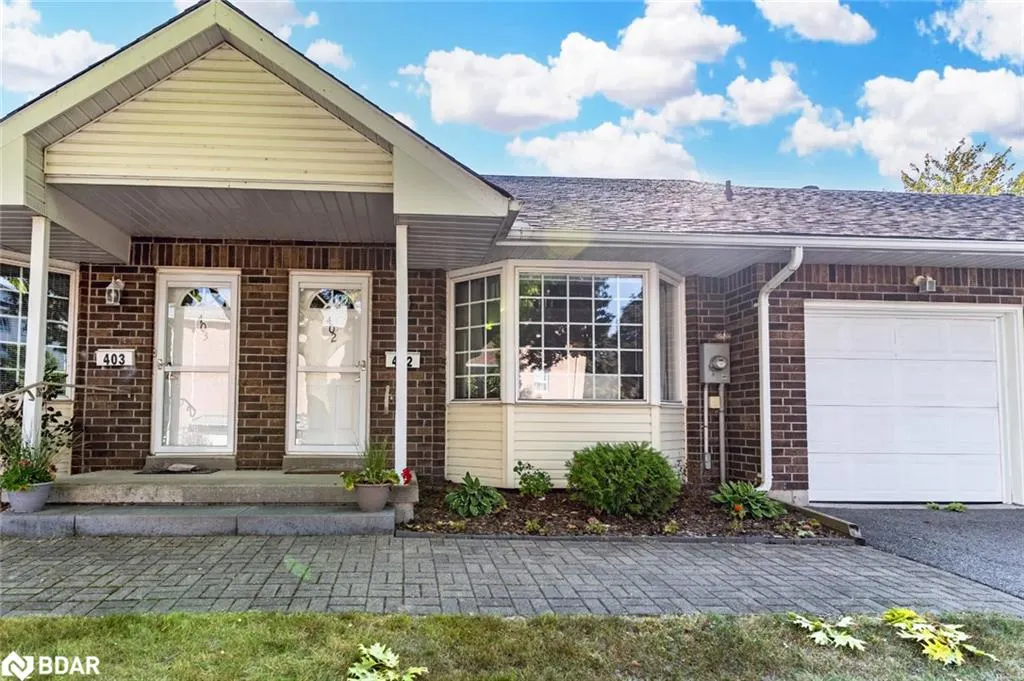 40 Museum Drive, #402