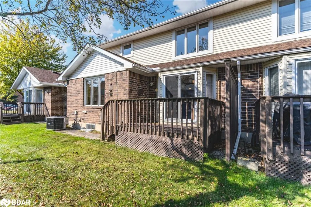 40 Museum Drive, #402