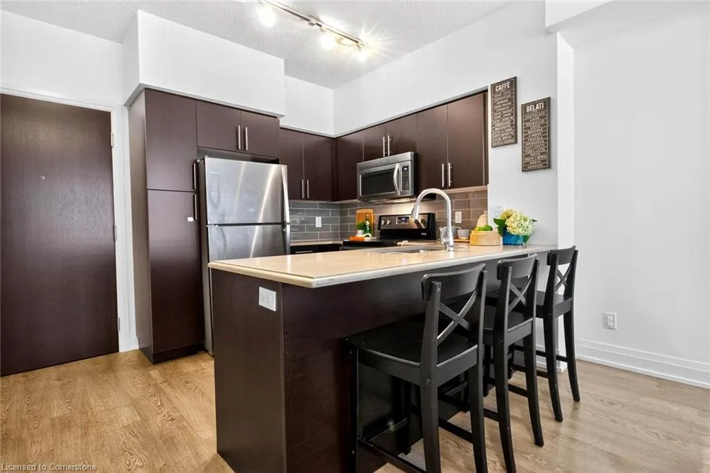 65 Speers Road, #607