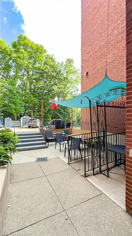 9 Grant Boulevard, #503