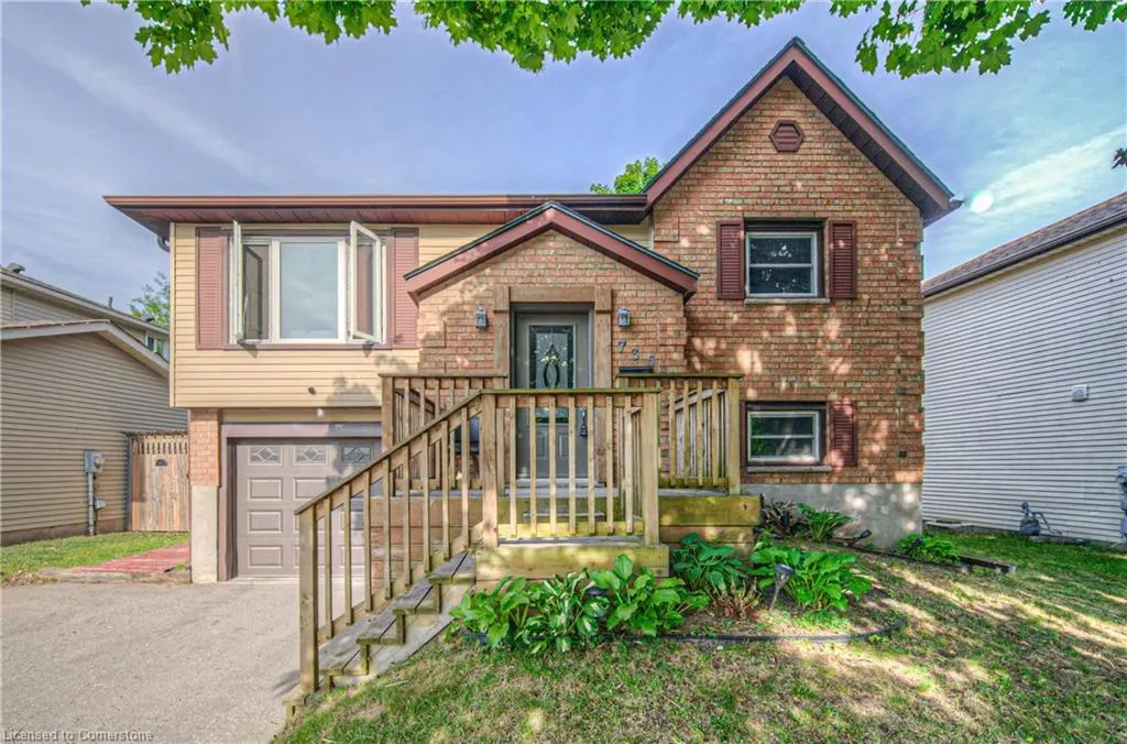 735 Elgin Street N