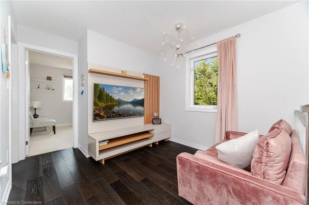 90 Raymond Road, #6