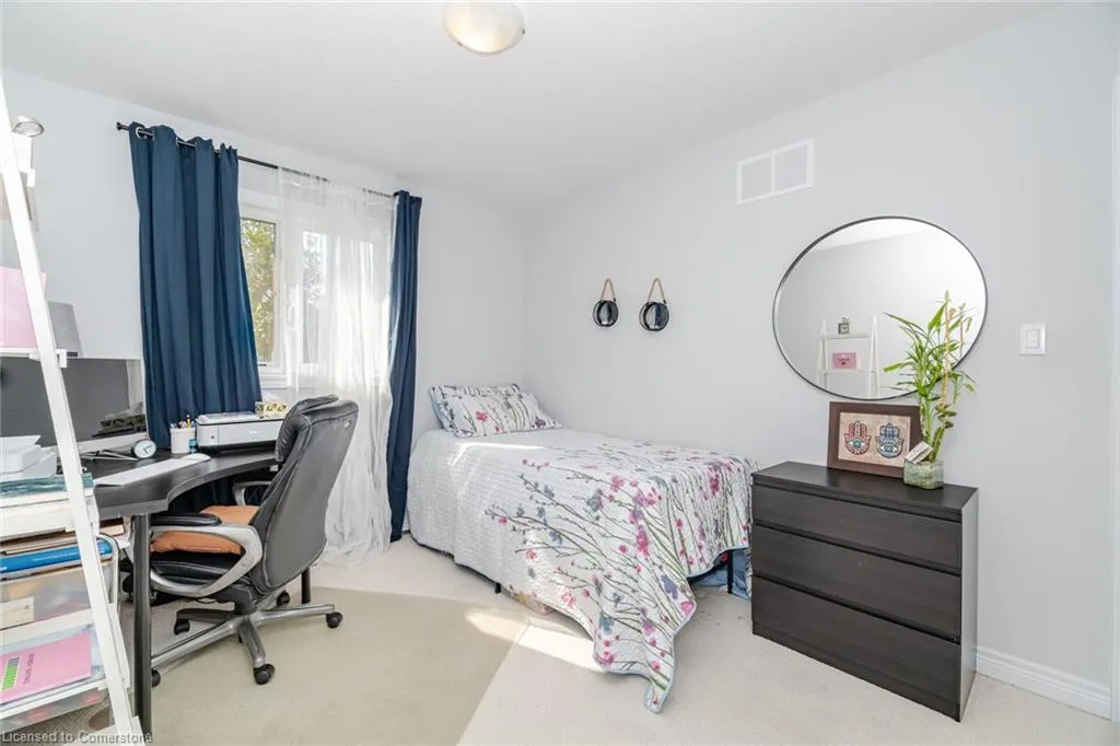 90 Raymond Road, #6