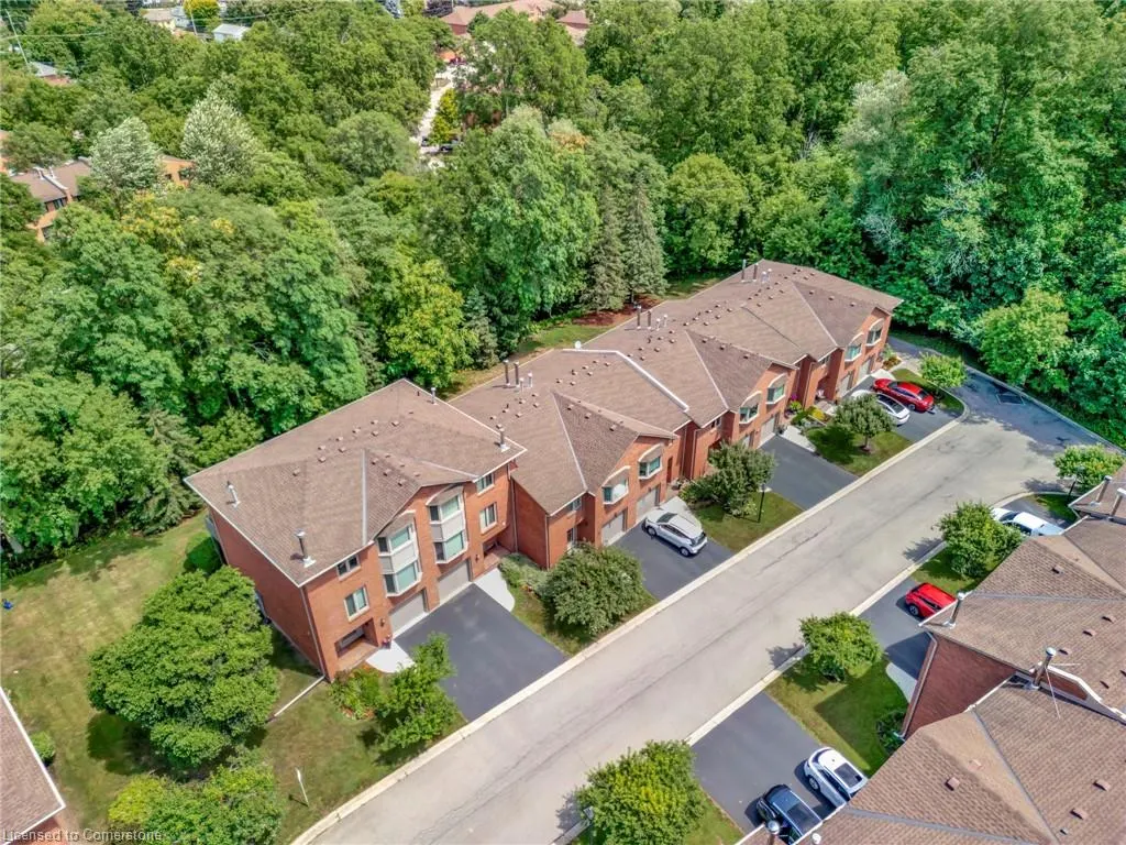 30 Osler Drive, #12