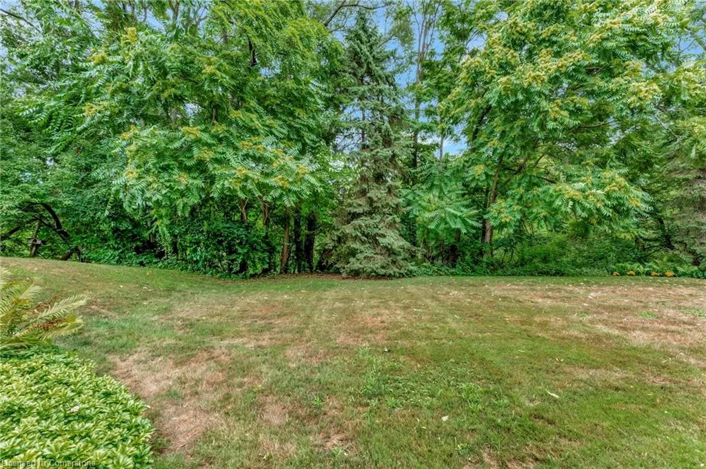 30 Osler Drive, #12