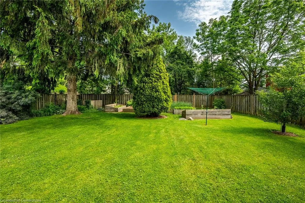 148 Lakeshore Road
