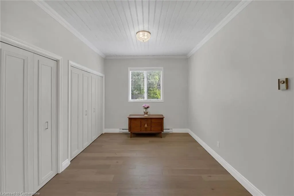148 Lakeshore Road