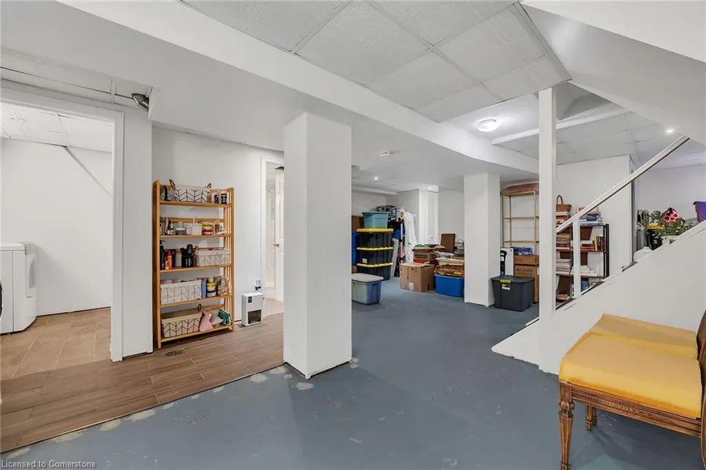 148 Lakeshore Road