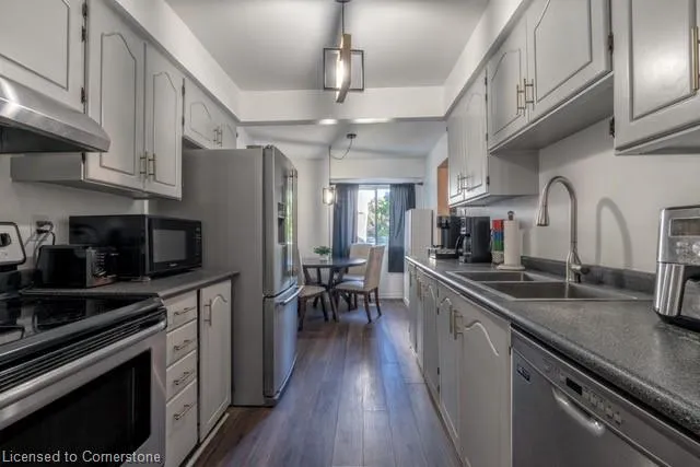 45 Neuchatel Place, #45