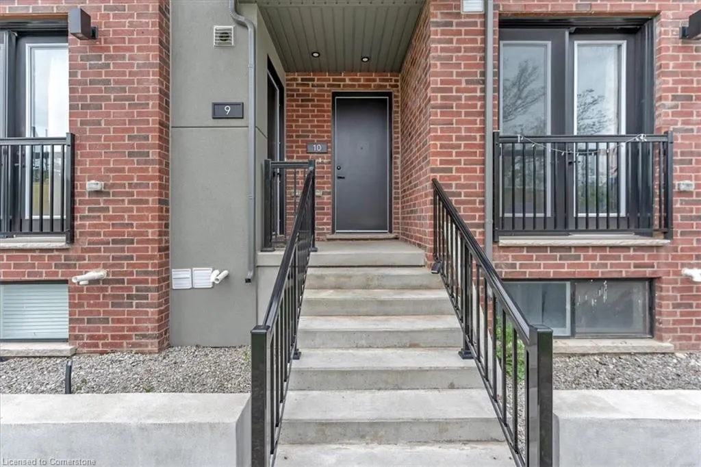 99 Roger Street, #10
