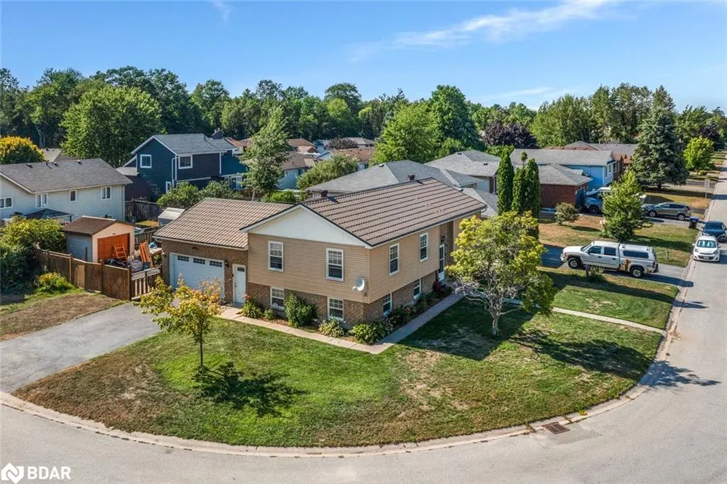 62 Riverdale Drive