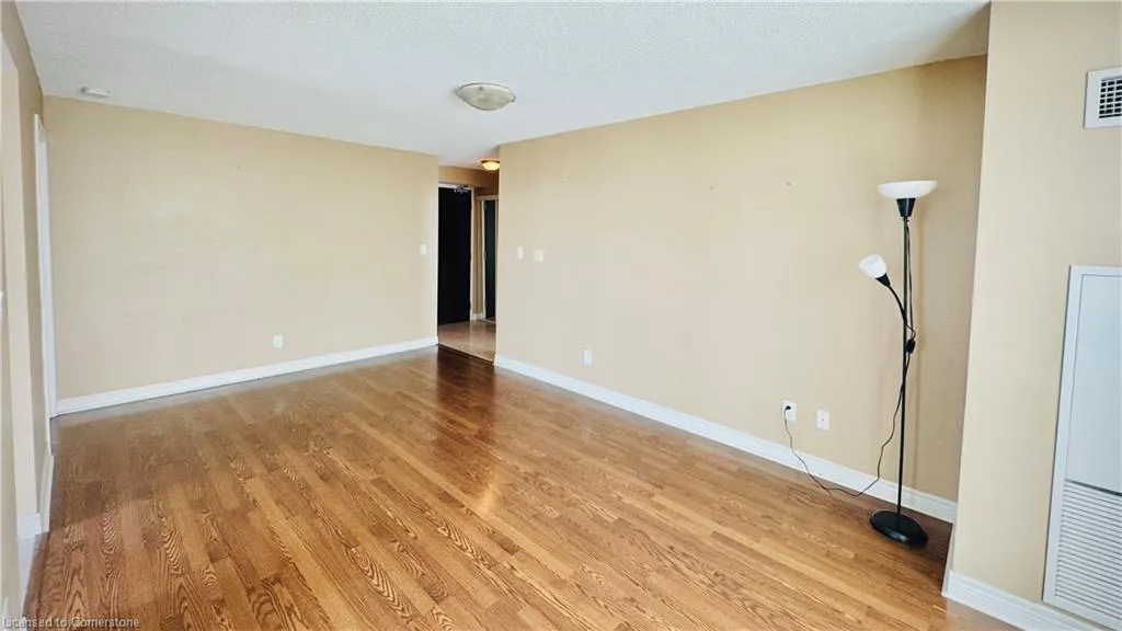 208 Enfield Place, #2108