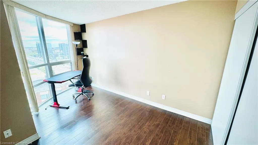 208 Enfield Place, #2108